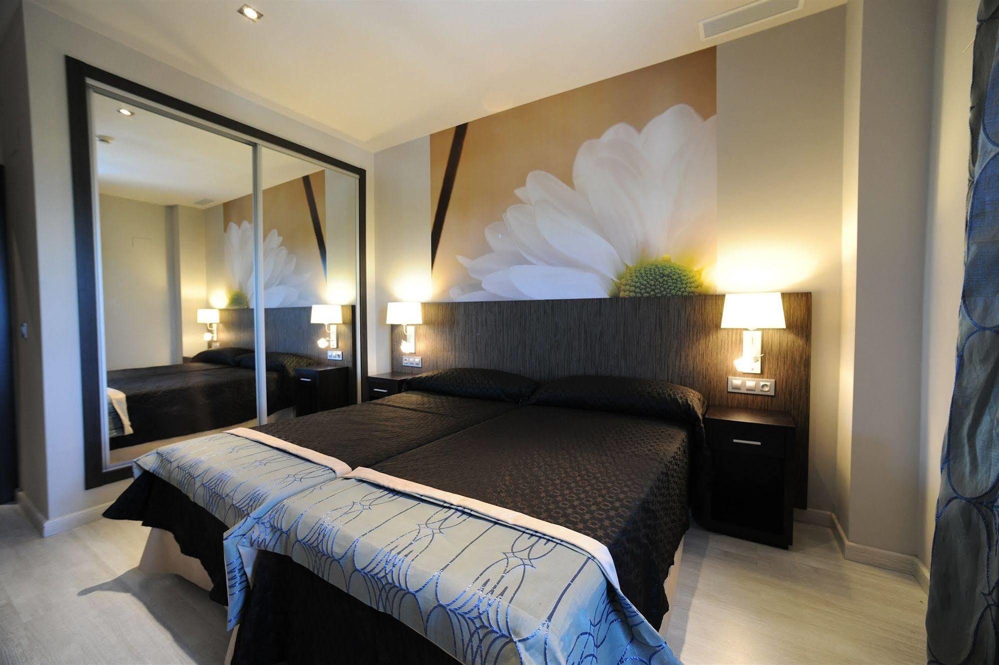 Appartamento Leo Deluxe Punta Umbria (Adults Only) Esterno foto